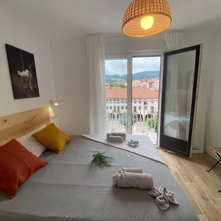 Lägenhet Etxie La Casa Taraska *